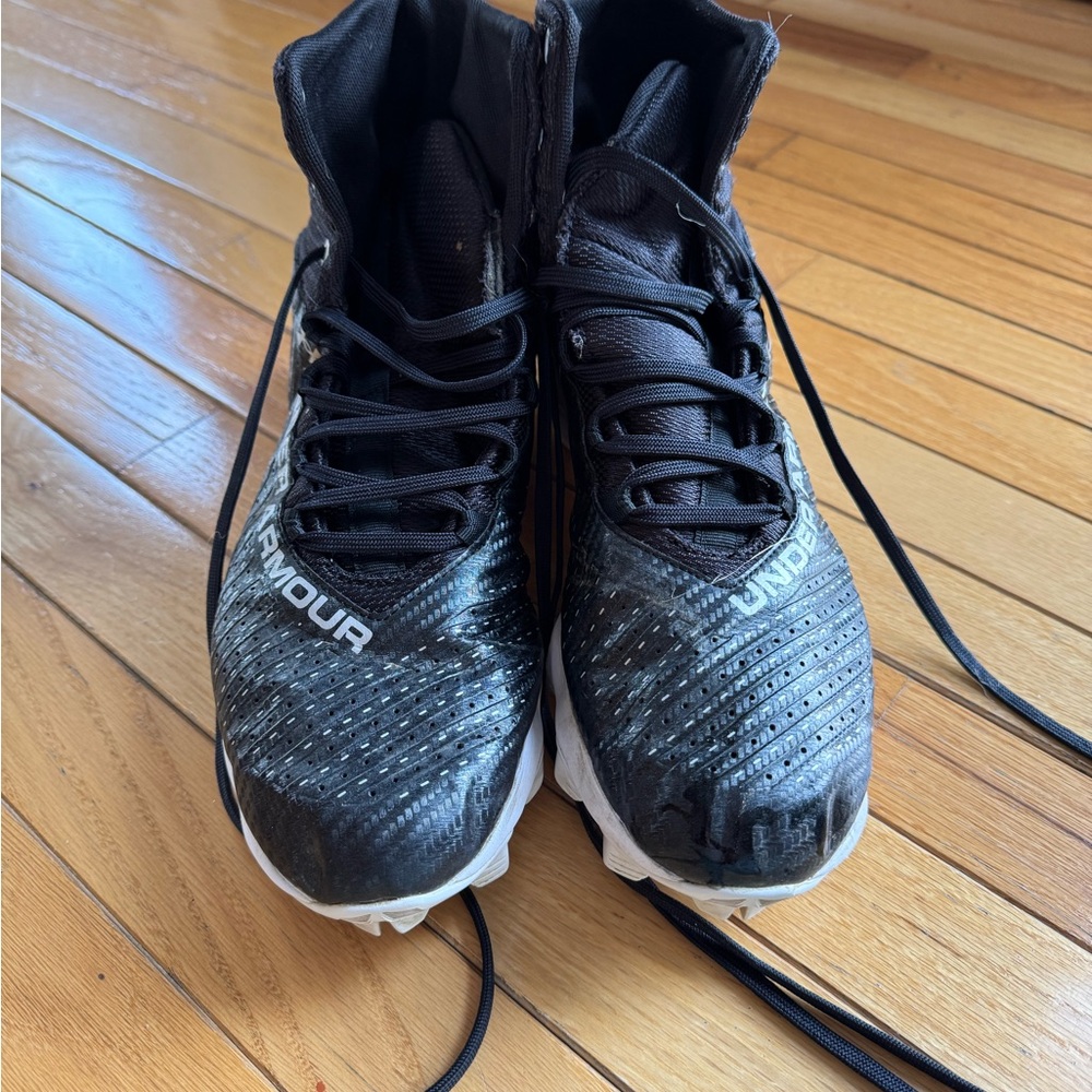 Under Armour Men's Black Athletic Shoes